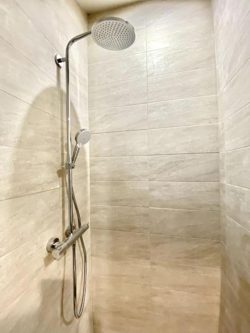 Charmant Studio Rue Pietonne Thonon-les-Bains Bagian luar foto